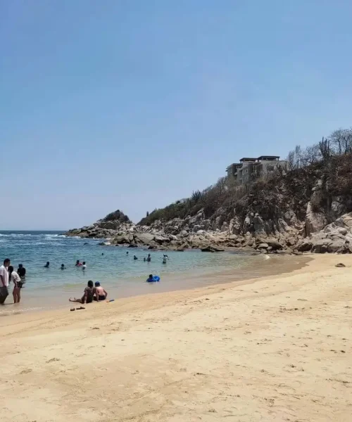 hermosa playa arrocito una de las mejores costas en oaxaca
