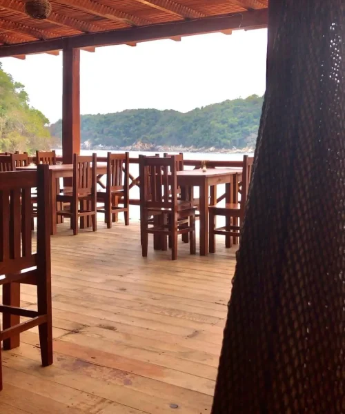 restaurante en playa maguey en oaxaca